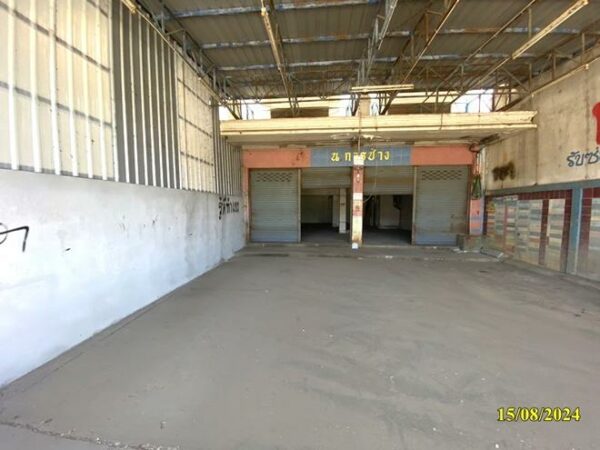 04 Commercial Building _photo