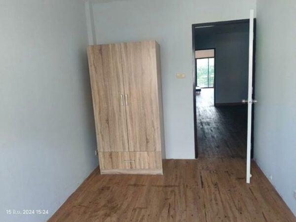 04 Commercial Building _photo