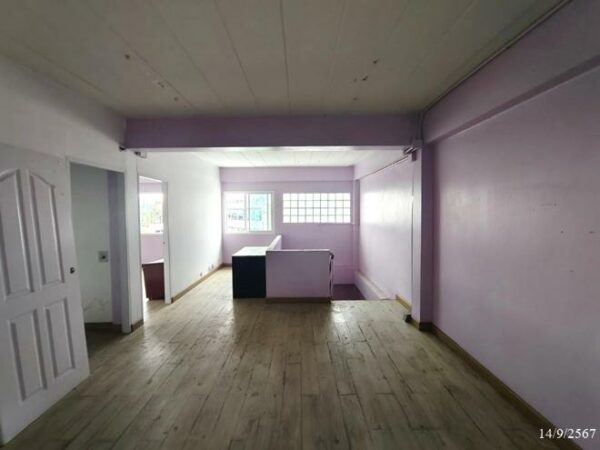 04 Commercial Building _photo