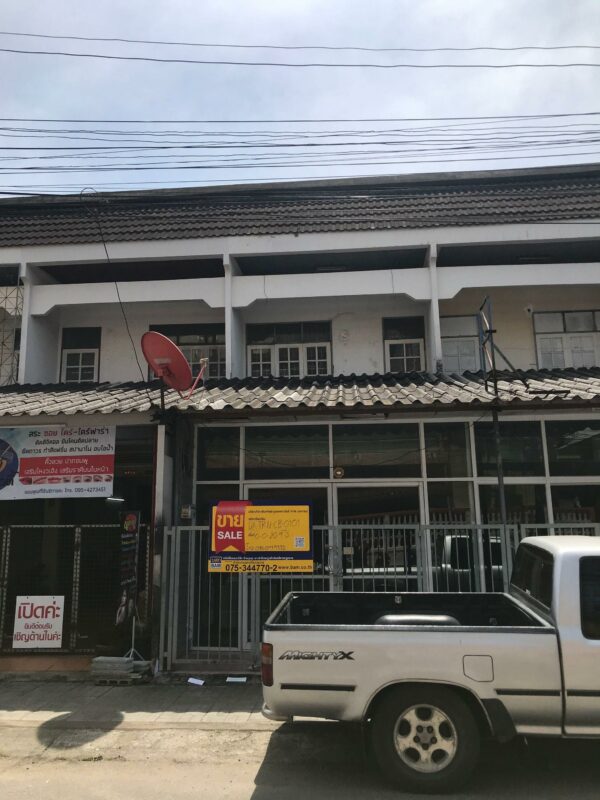 Commercial building _photo