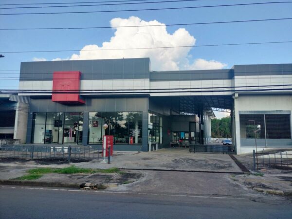 Car showroom, Phetchabun _photo