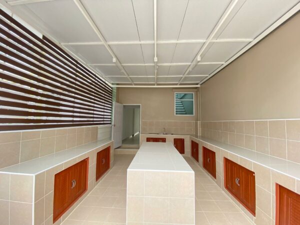 Commercial building _photo