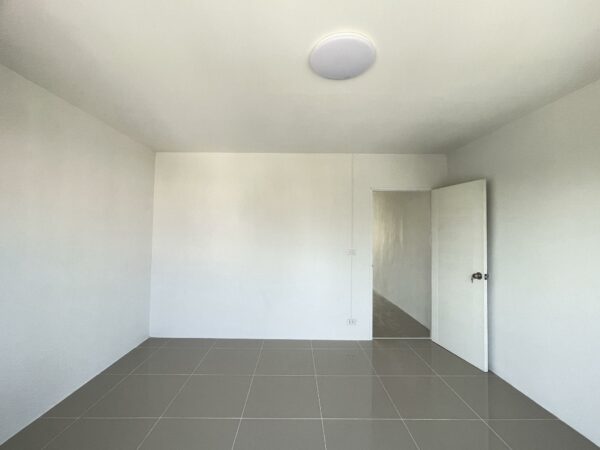 Commercial building _photo