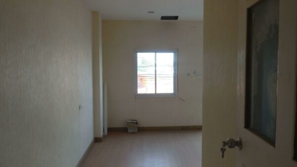 Commercial building _photo