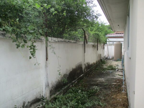 Ban Klang Muang PP 8 Village _photo