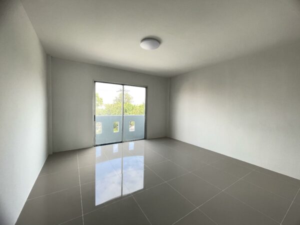 Commercial building _photo