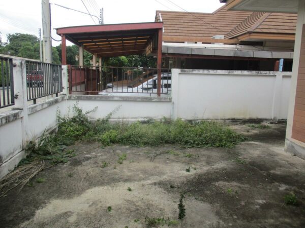 Ban Klang Muang PP 8 Village _photo