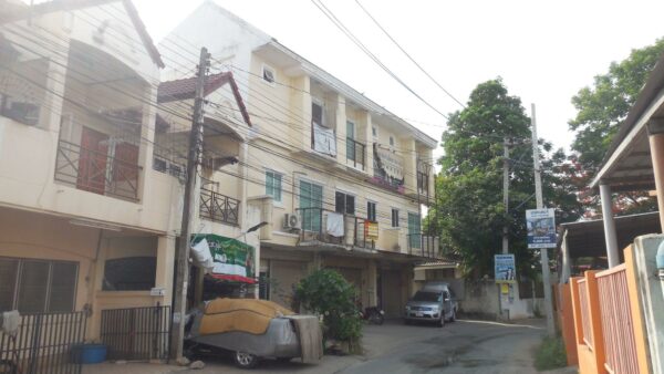 Commercial building _photo
