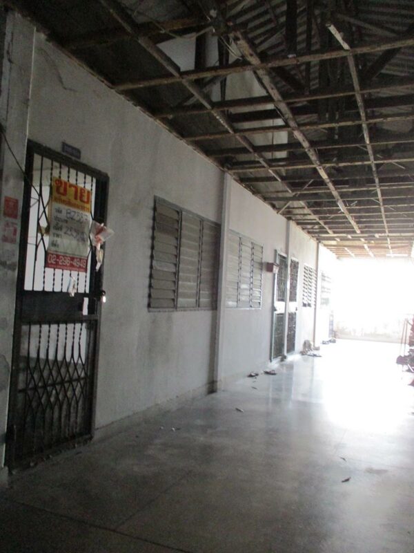 Den Chai Condo Condominium Building _photo