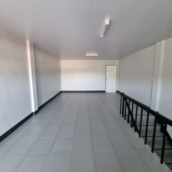 Commercial building _photo