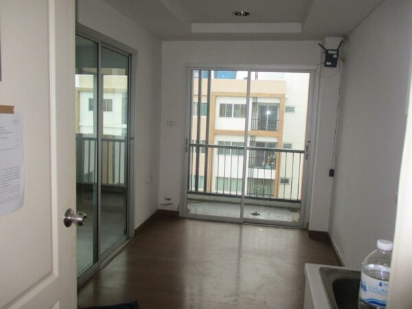 Condominium Condominium Condominium B _photo