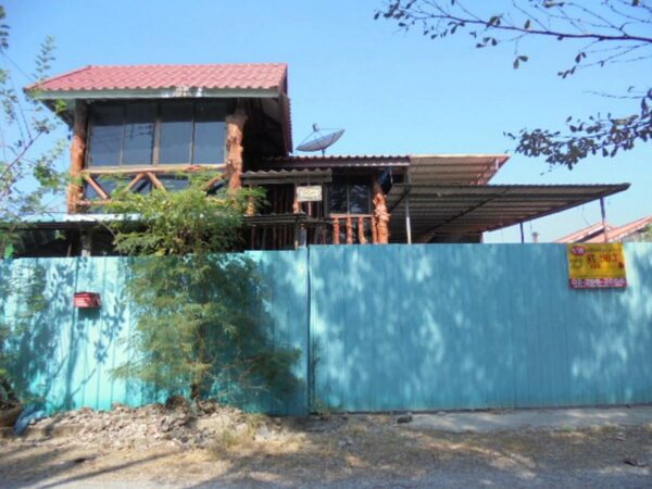 Single house, Samut Sakhon _photo