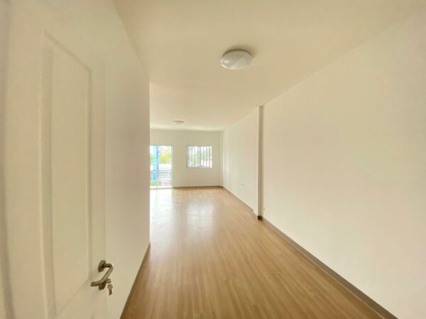 Commercial building _photo