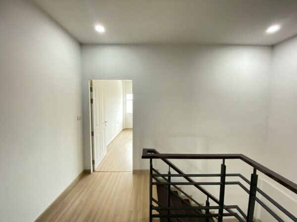 Commercial building _photo