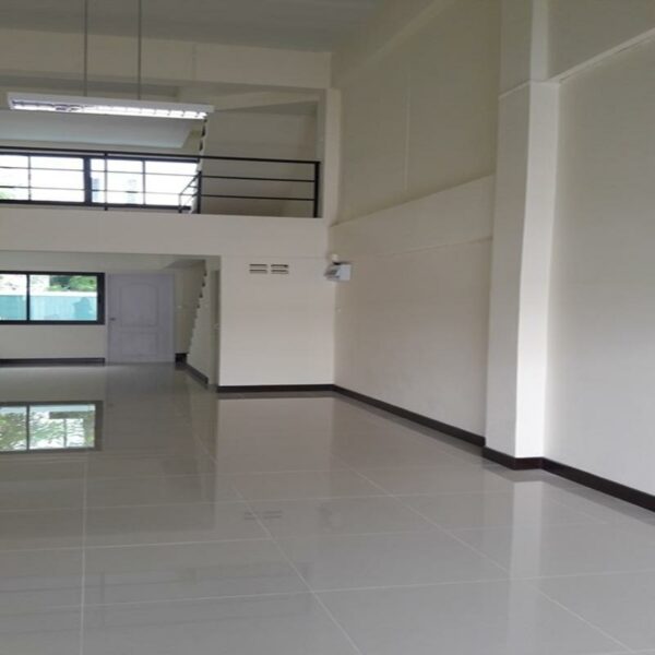 Commercial building _photo