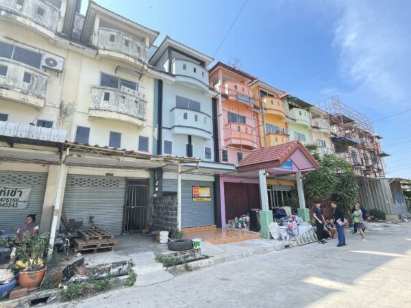 Commercial building _photo