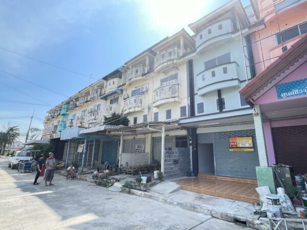 Commercial building _photo