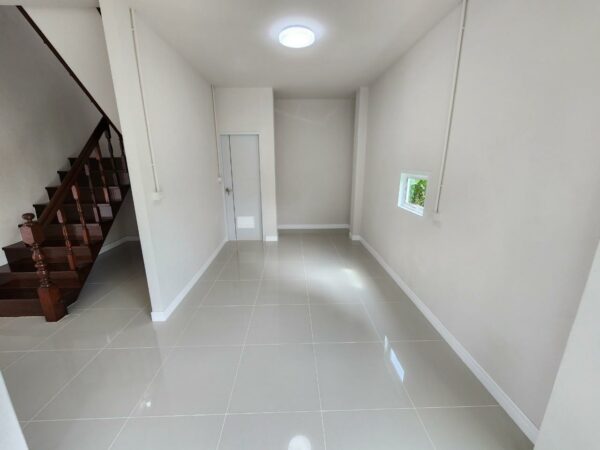 Commercial building _photo