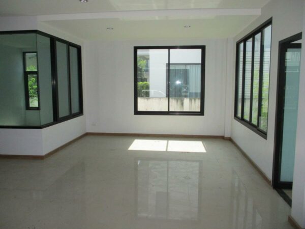 The Village of Rama 2-Pantai Norasing _photo