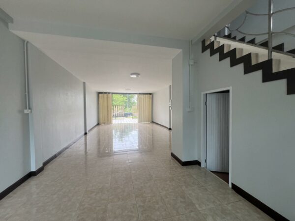 Commercial building _photo