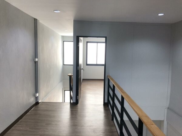 Commercial building _photo