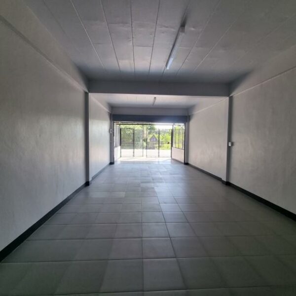 Commercial building _photo