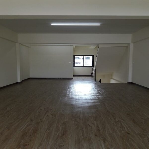 Commercial building _photo