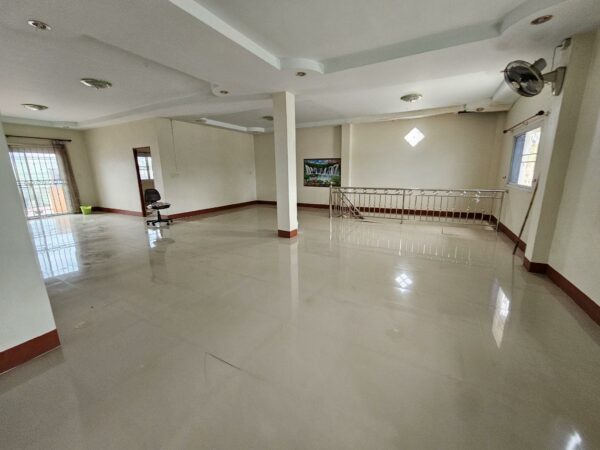 Commercial building _photo