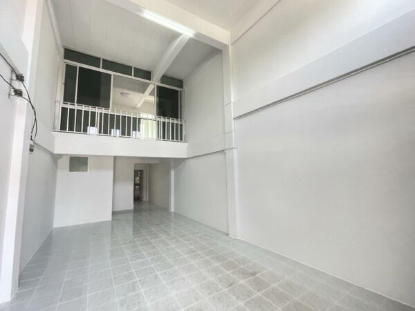 Commercial building _photo