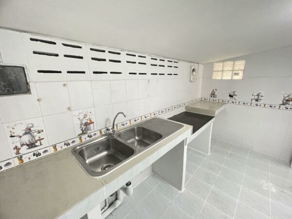 Commercial building _photo