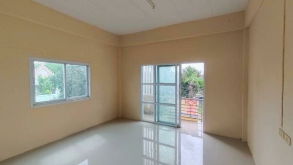 Commercial building _photo