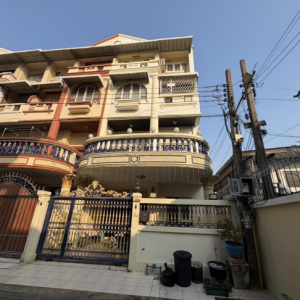 03 ทาวน์เฮ้าส์ | กรุงเทพมหานคร เขตบางกอกใหญ่ วัดท่าพระ | 03-66-01675