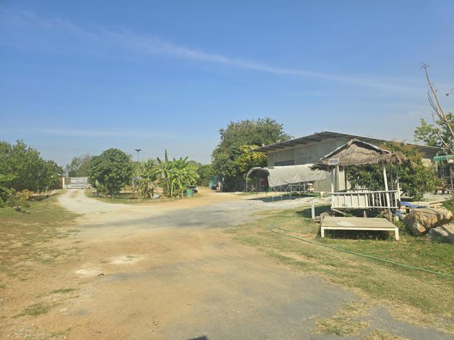 12 โกดัง | ชลบุรี เมืองชลบุรี อ่างศิลา | 12-66-01275