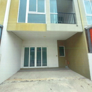 03 ทาวน์เฮ้าส์ | สมุทรปราการ บางพลี บางแก้ว | 03-66-01640