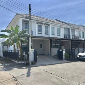 03 ทาวน์เฮ้าส์ | กรุงเทพมหานคร เขตสะพานสูง ทับช้าง | 03-66-01646