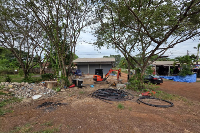 12 โกดัง | อุดรธานี หนองหาน หนองหาน | 12-66-01403