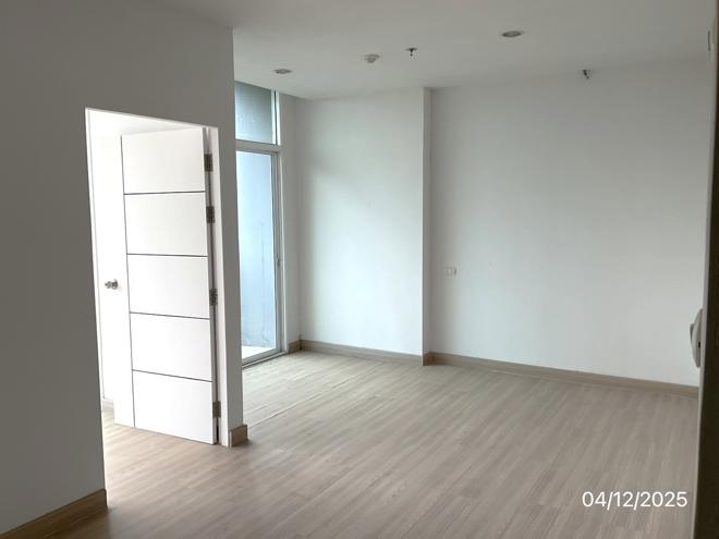 05 คอนโดมิเนียม | ชลบุรี บางละมุง หนองปรือ | 05-88-03209