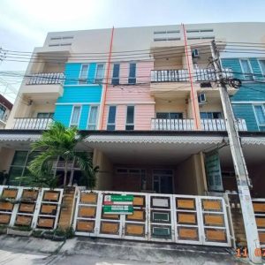 03 ทาวน์เฮ้าส์ | ชลบุรี เมืองชลบุรี แสนสุข | 03-88-06380